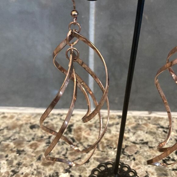 Large Copper earrings‎ - Picture 2 of 4